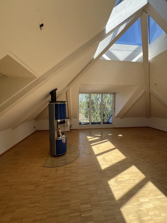Attraktive 3.5-Zimmer-Dachwohnung 5