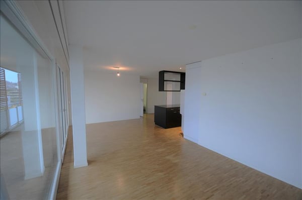 3.5 Zimmerwohnung im Herzen von Oerlikon 3