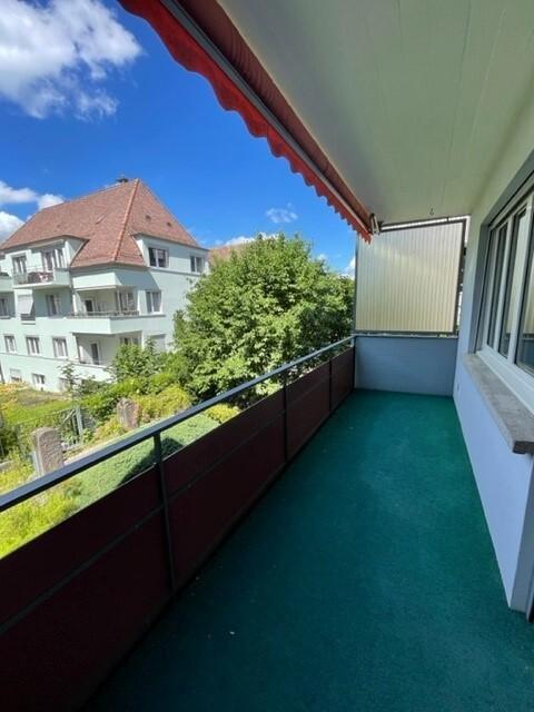 Grosszügige Wohnung an ruhiger Lage im Quartier Weinegg 6