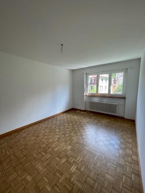Grosszügige Wohnung an ruhiger Lage im Quartier Weinegg 3