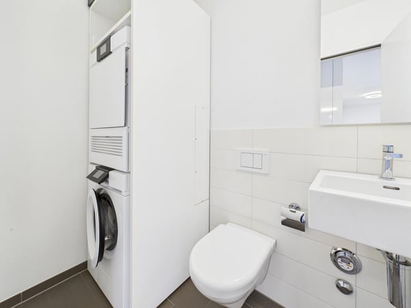 Moderne 3.5-Zimmer-Maisonettwohnung am Stampfenbachplatz 5
