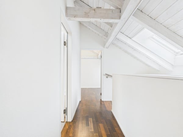 Moderne 3.5-Zimmer-Maisonettwohnung am Stampfenbachplatz 7