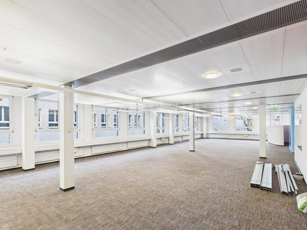 Vollausgebaute Grosszügigkeit - Bürofläche in Zürich-Altstetten 17