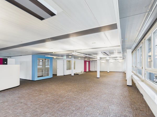 Vollausgebaute Grosszügigkeit - Bürofläche in Zürich-Altstetten 18