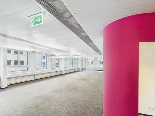 Vollausgebaute Grosszügigkeit - Bürofläche in Zürich-Altstetten 5