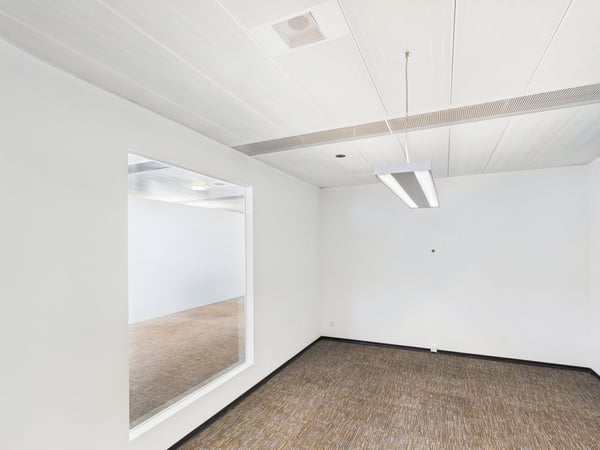 Vollausgebaute Grosszügigkeit - Bürofläche in Zürich-Altstetten 13