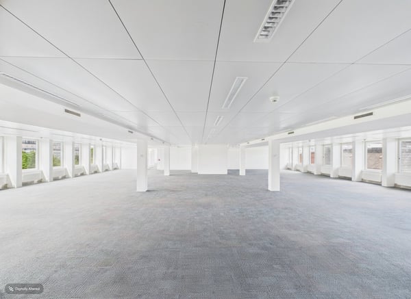Vollausbau im Top-Floor / Weitblick und viel Tageslicht 17