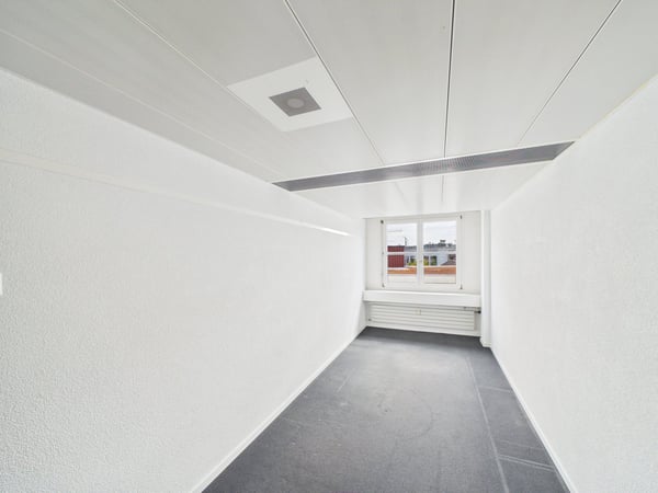 Vollausgebaute Fläche / PLUG & WORK 16