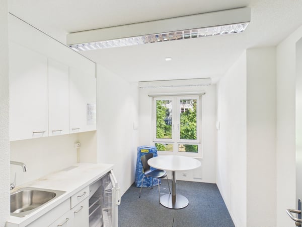 Repräsentative Bürofläche über 3 Etagen an der Universitätstrasse in Zürich 6