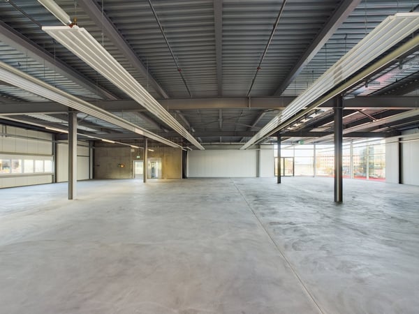 Moderne vielseitige Gewerbeflächen in Oberglatt 7