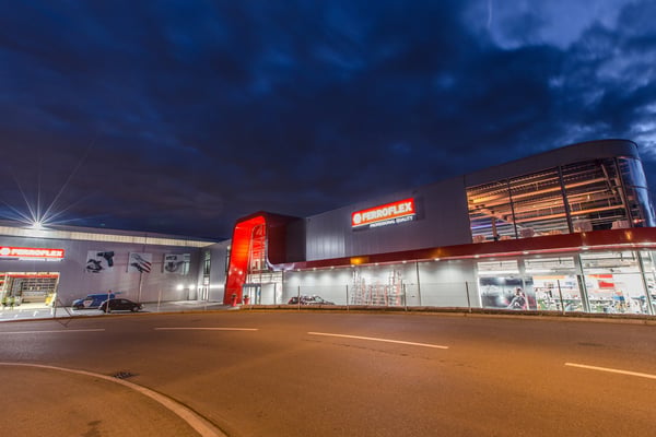 Moderne vielseitige Gewerbeflächen in Oberglatt 2