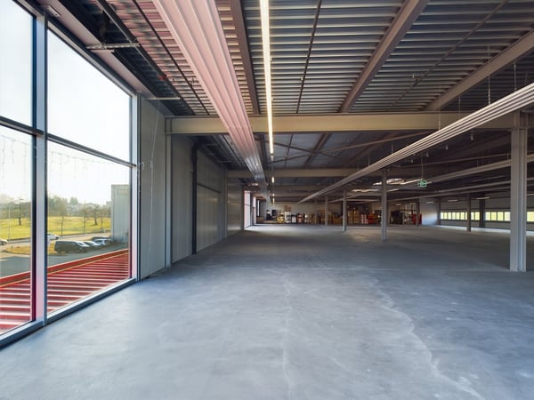Moderne vielseitige Gewerbeflächen in Oberglatt 10