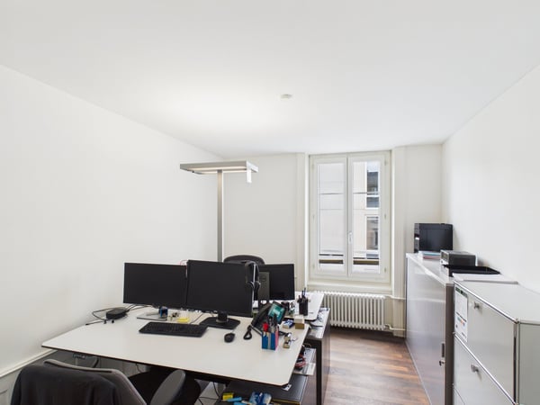 Vollausgebaut und Erstklassig - Büroflächen im Herzen von Zürich 14