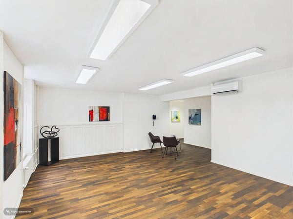 Vollausgebaut und Erstklassig - Büroflächen im Herzen von Zürich 2