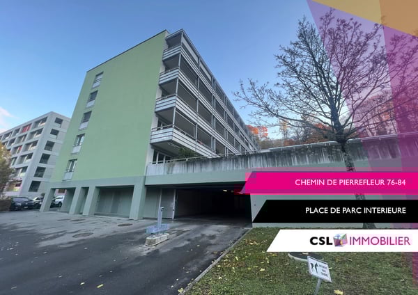 Place de parc moto intérieure 11