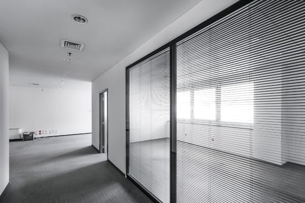 LUGANO NORD - HELLES BÜRO MIT 1220MQ ZU VERMIETEN (rif. 210) 10