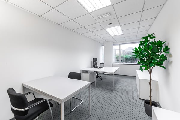 LUGANO NORD-AFFITTASI UFFICI ARREDATI DA 3 A 60 MQ IN ZONA STRATEGICA 2