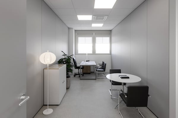 Mendrisio - Affittasi uffici arredati da 28 a 25 mq 2