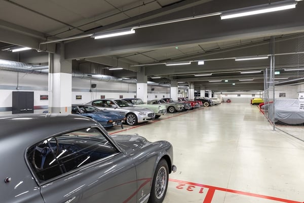 CLASSIC & SPORT CARS STORAGE BIOGGIO-AFFITTASI POSTI AUTO SORVEGLIATI 14