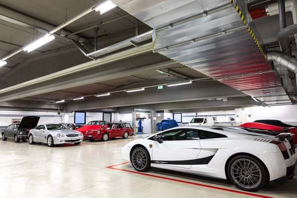 CLASSIC & SPORT CARS STORAGE BIOGGIO-AFFITTASI POSTI AUTO SORVEGLIATI 11