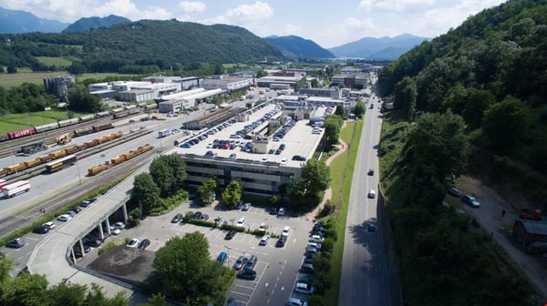 LUGANO NORD-AFFITTASI UFFICIO ARREDATO POSIZIONE STRATEGICA (rif. 97) 15
