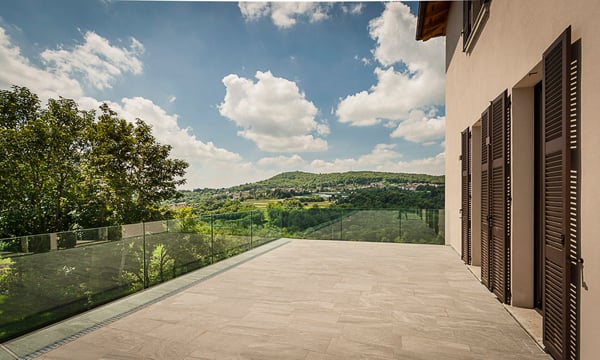 COLDRERIO - AFFITTASI SPLENDIDO APPARTAMENTO DUPLEX IMMERSO NEL VERDE  (rif. 102) 6
