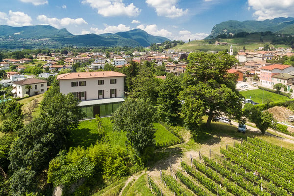 COLDRERIO - AFFITTASI SPLENDIDO APPARTAMENTO DUPLEX IMMERSO NEL VERDE  (rif. 102) 9