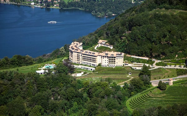 COLLINA D'ORO - AFFITTASI INCANTEVOLE APPARTAMENTO CON GIARDINO PRIVATO E VISTA LAGO (rif. 002) 16