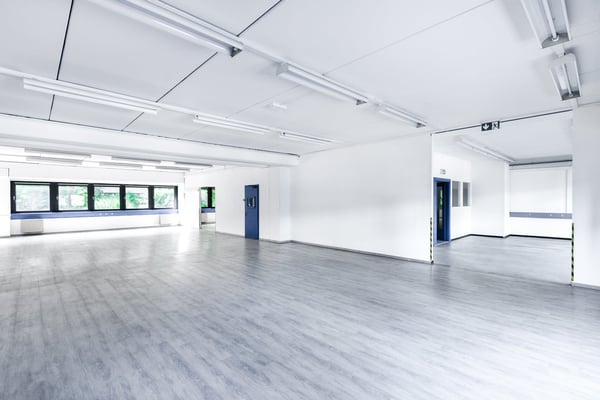 LABORATORIO E MAGAZZINO IN AFFITTO A BIOGGIO (rif. 011) 2