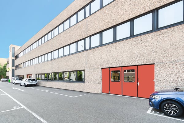 LABORATORIO E MAGAZZINO IN AFFITTO A BIOGGIO (rif. 011) 11