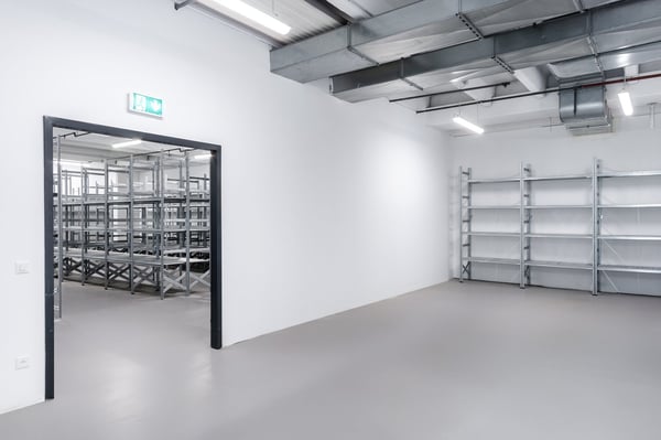 Showroom e magazzino in affitto a Mendrisio 14