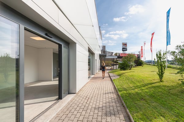 Showroom e magazzino in affitto a Mendrisio 3