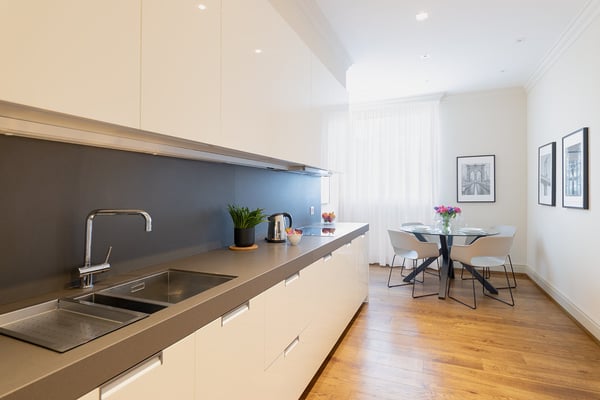 LUGANO-COLLINA D'ORO- ATTICO DI LUSSO ARREDATO SU DUE LIVELLI CON SPLENDIDA VISTA LAGO(rif.609) 6