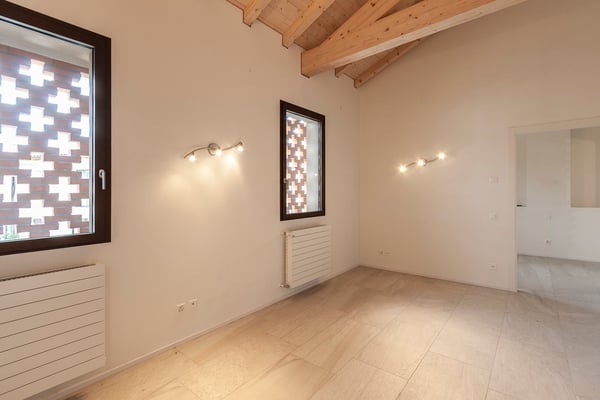 AFFITTASI LUMINOSO APPARTAMENTO DA 2.5 LOCALI IMMERSO NEL VERDE 3