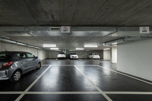 LUGANO, CORSO ELVEZIA 35 - AFFITTASI POSTI AUTO INTERNI 3