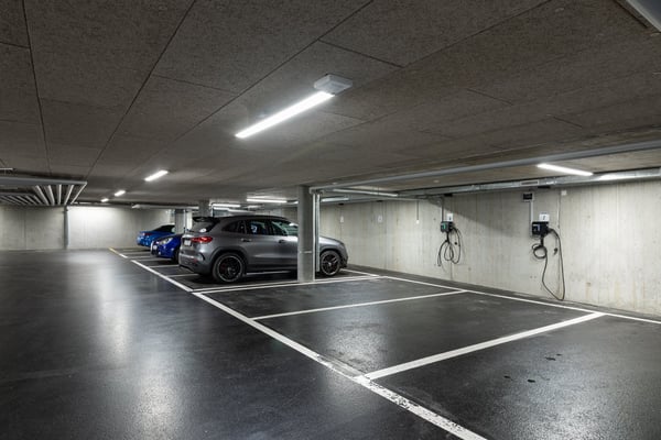 LUGANO, CORSO ELVEZIA 35 - AFFITTASI POSTI AUTO INTERNI 1