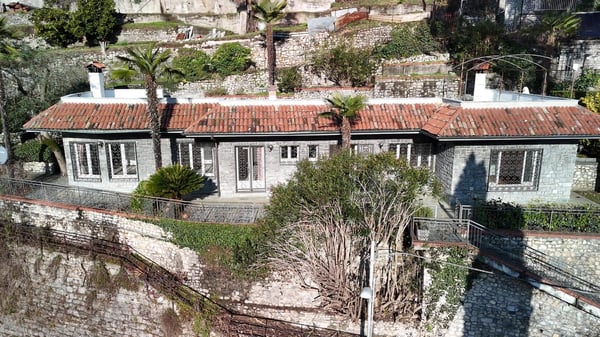 ORIA/VALSOLDA - AFFITTASI VILLA CON SPLENDIDA VISTA LAGO 3