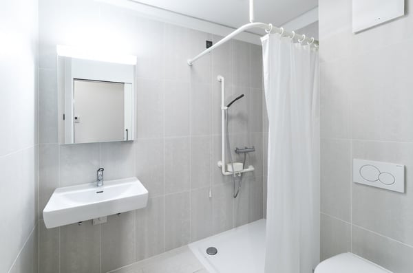 RIVA SAN VITALE - AFFITTASI APPARTAMENTO ARREDATO CON BALCONE(Rif.106) 16