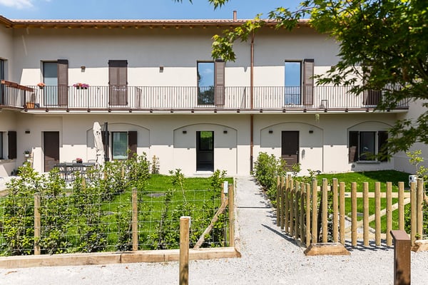 Affittasi luminoso appartamento duplex di 55 mq con giardino 1