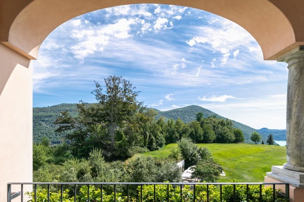 LUGANO-COLLINA D'ORO - AFFITTASI APPARTAMENTO ARREDATO CON SERVIZI ALBERGHIERI (Rif. 307) 8