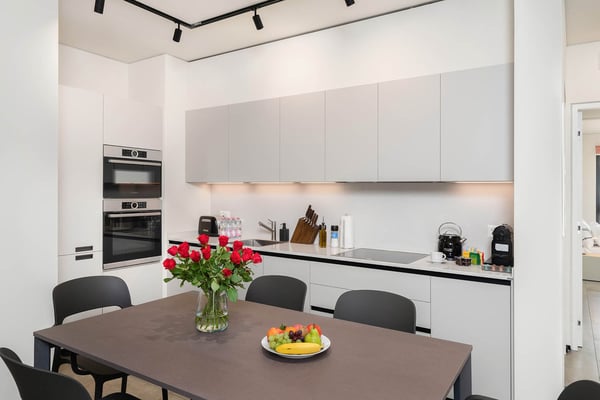 LUGANO CENTRO - AFFITTASI APPARTAMENTO 2.5 LOCALI COMPLETAMENTE ARREDATO 4