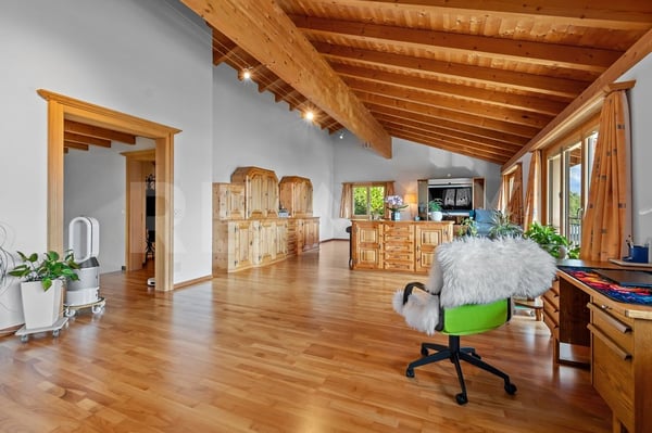 Mehrfamilienhaus mit traumhafter Aussicht in Mastrils 5