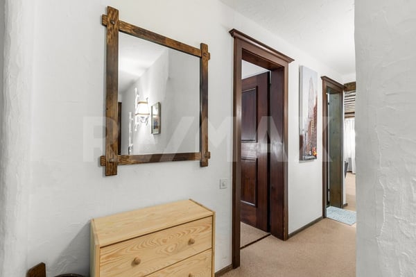 Hemelige 4½-Zimmer-Wohnung im Zentrum von Klosters 8