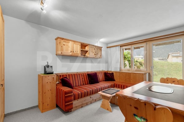 Charmantes Studio mit privatem Sitzplatz und schöner Aussicht 1