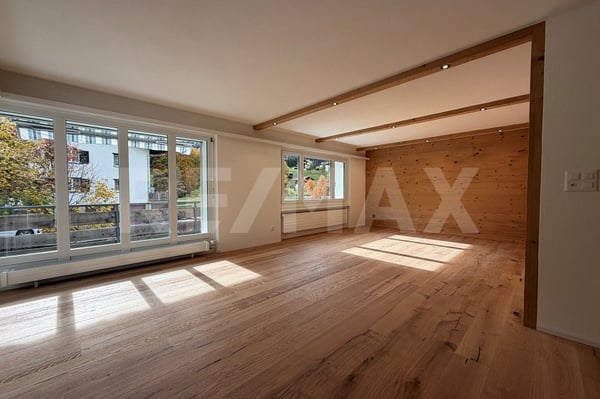 4.5-Zimmer-Wohnung in Klosters hochwertig saniert mit Chalet-Charme 1