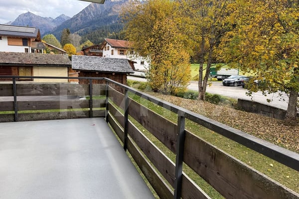 4.5-Zimmer-Wohnung in Klosters hochwertig saniert mit Chalet-Charme 12