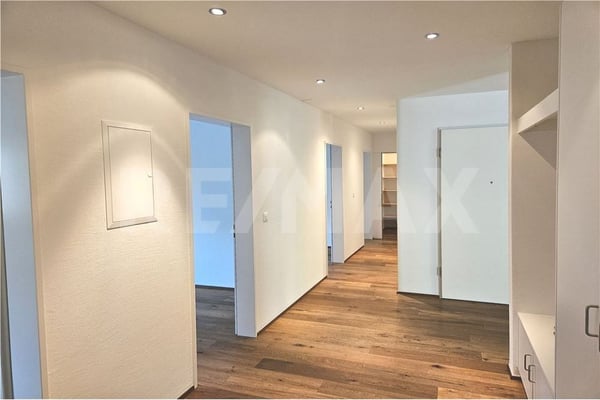 1 Zi.whg. inkl. Keller und Tiefgaragen-PP - Platz für die ganze Familie 2