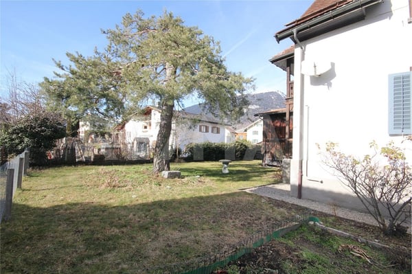 Historisches Dreifamilienhaus mit Charme und Potenzial 7