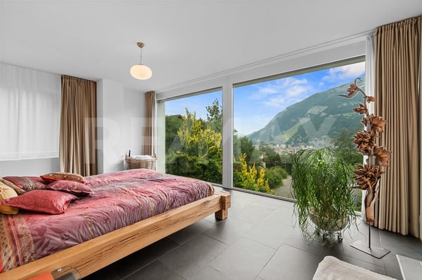 Einfamilienhaus in Traumlage  Hoch über Chur mit Panoramablick 3