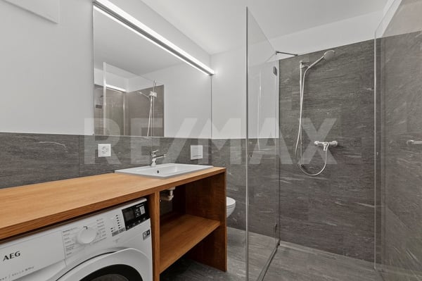 3½ -Zimmer-Wohnung Nr. 3 mit grossem Balkon im 1. OG als Zweitwohnsitz 8